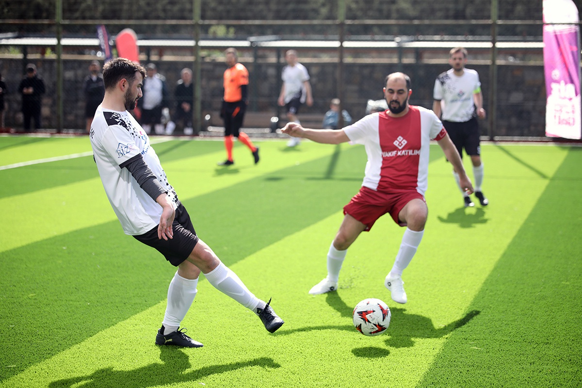İstanbul'da Futbol Heyecan Başladı