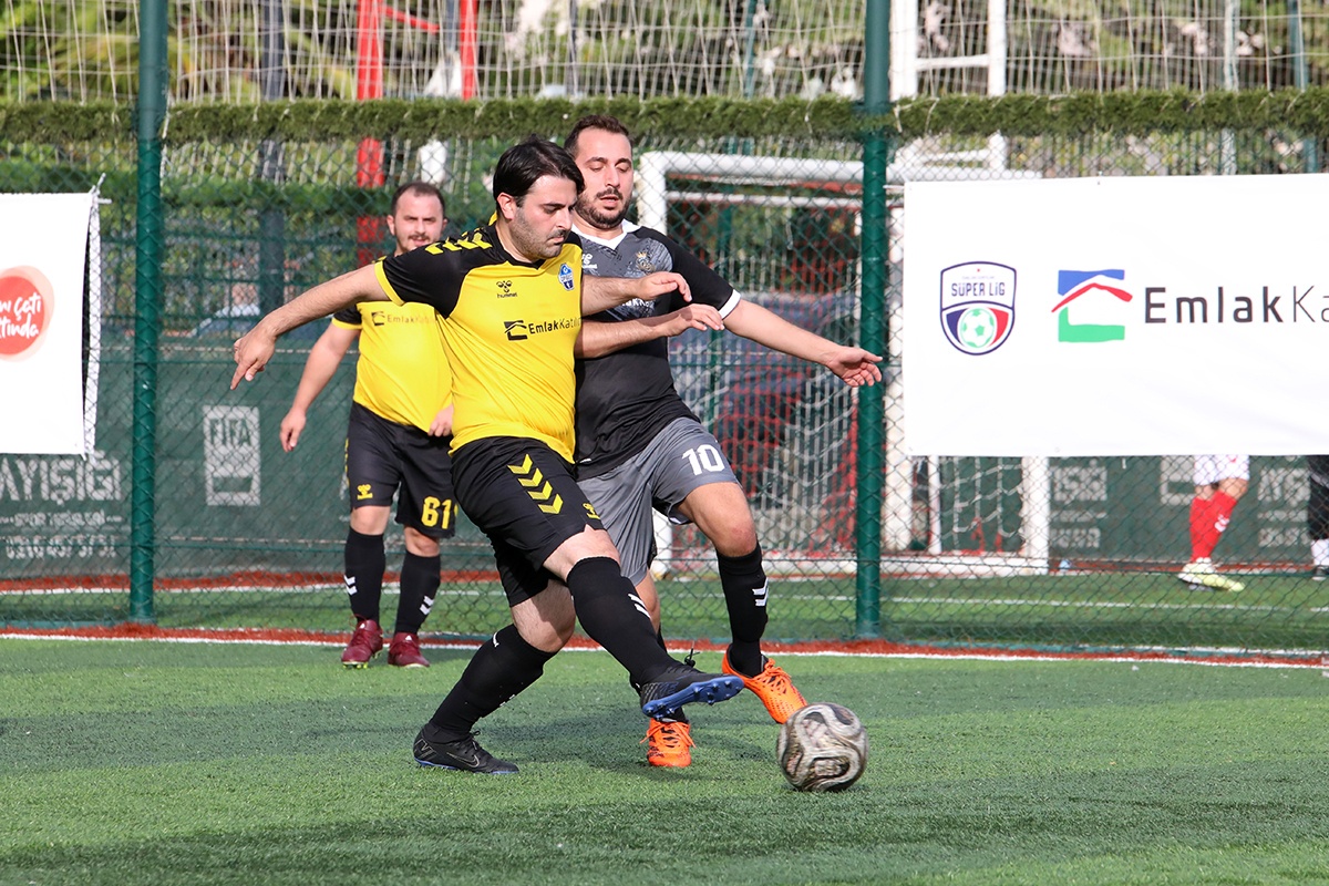 İKON FC Sonuca İkinci Yarıda Gitti