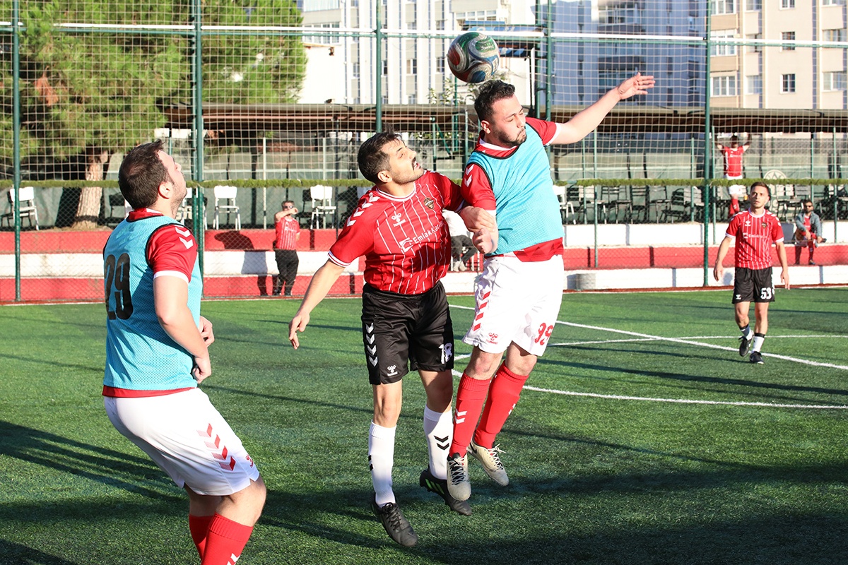 Anadolu Yıldızları 3 Puanı 5 Golle Aldı